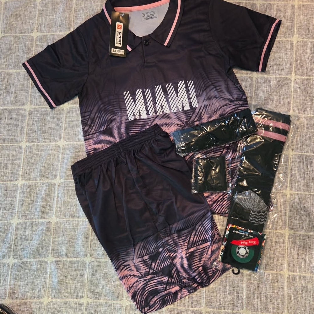 Soccer Jersey Set Black Shorts with Pink Detail